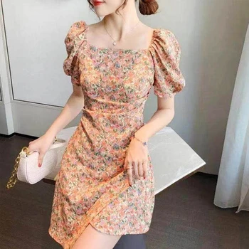 Yeni Fransız Şifon yöntemi retro kabarcık kollu elbise kadın bel kare boyun çiçek düzensiz yaz elbisesi kadın 2021
