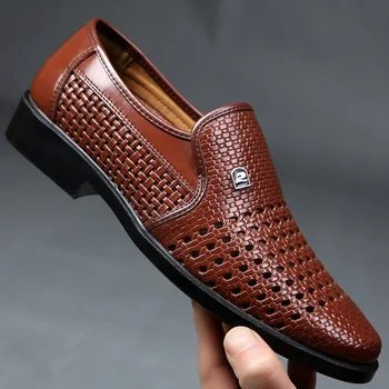 Bahar erkek mokasen ayakkabıları Deri erkek ayakkabısı Yaz İçi Boş Nefes Oxfords Adam rahat ayakkabılar üzerinde Kayma Resmi Elbise Ayakkabı Adam için